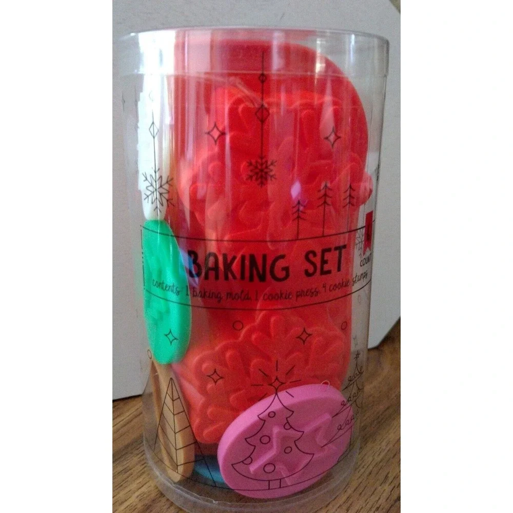 Kids Baking Set - Holiday Cookies 6 pieces Baking Mold Cookie Press Cookie Stamp